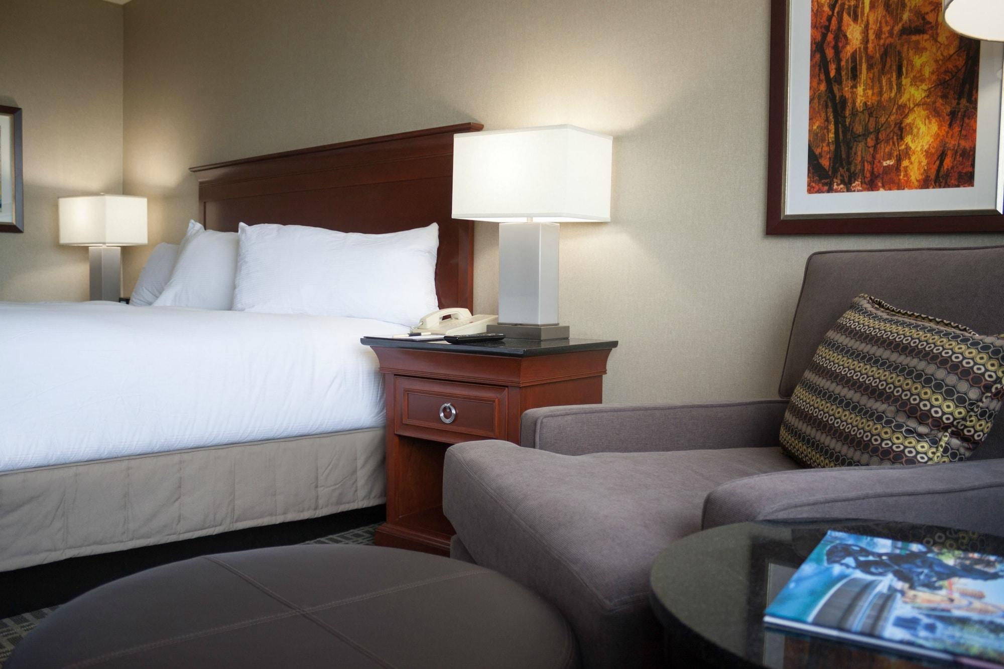 Doubletree By Hilton Kansas City - Overland Park Exterior photo